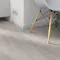 Laminat BoDomo Exquisit Eiche Klassik Grau Produktbild Wohnzimmer - Urban mit Wohnwand zoom