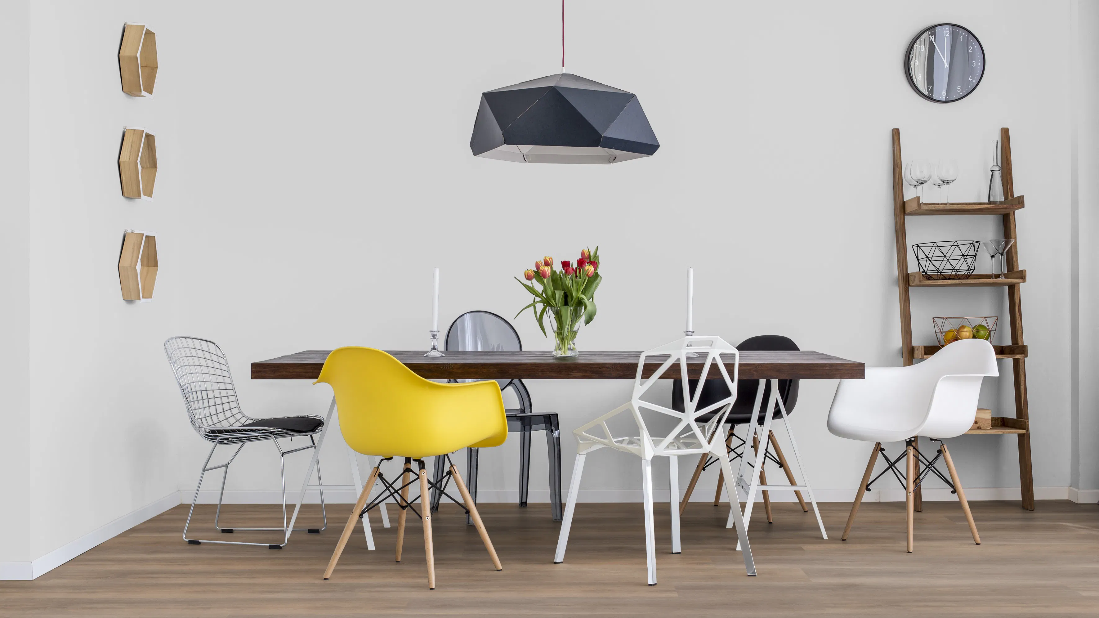 #NewYorkLoft Produktbild K&uuml;che &amp; Esszimmer - Modern mit Treppe zoom